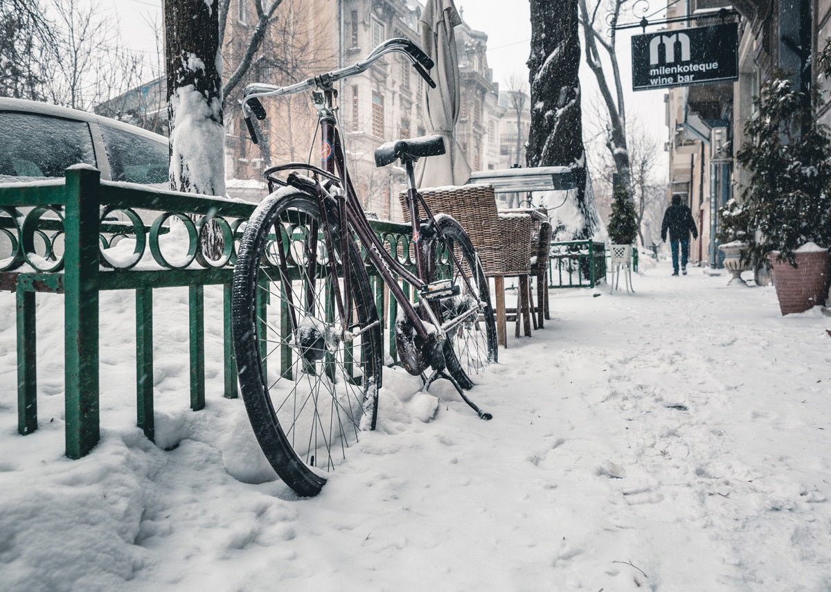 Mountain biking during cold weather